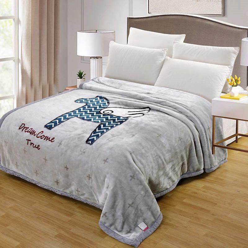 Double-Layer Raschel Blanket: Thick, Warm Crystal Velvet Cover for Autumn and Winter