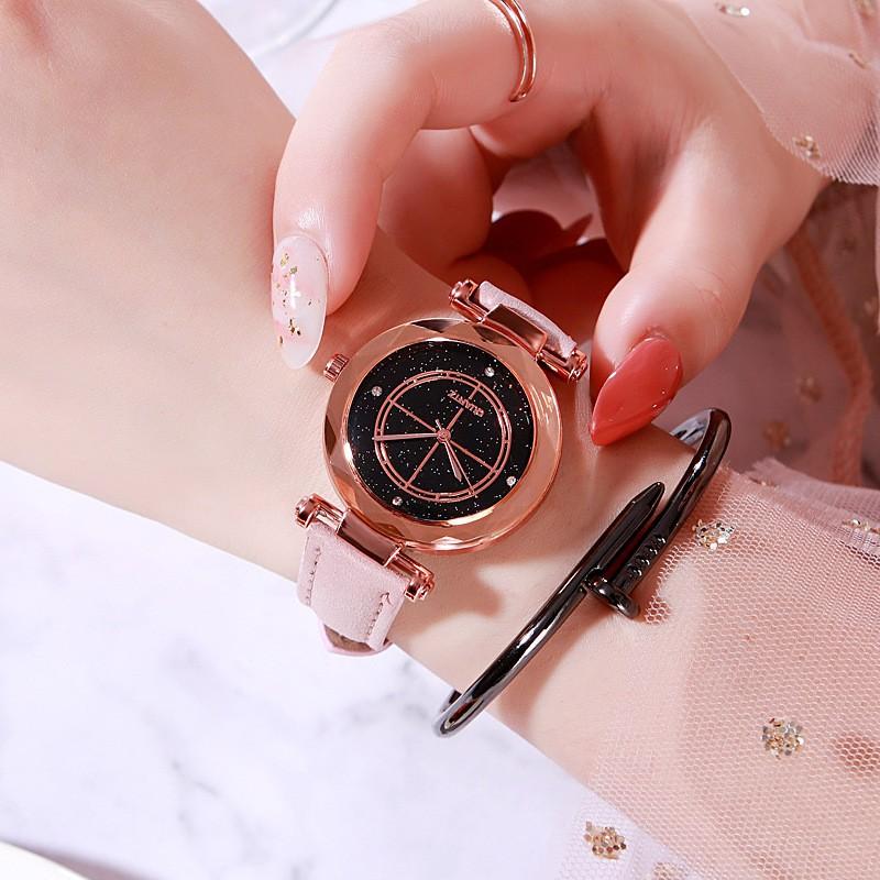 Harajuku Style Watch Girl Simple Trend Little Black Watch Vintage Girl Small Watch Trend