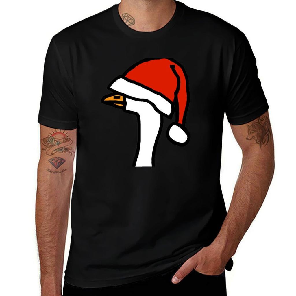 Portrait Of A Goose Wearing Stolen Santa Hat T-shirt T Shirts For Man Pack Cotton Cotton T Shirt Man T Shirt Man Luxury T-shirt