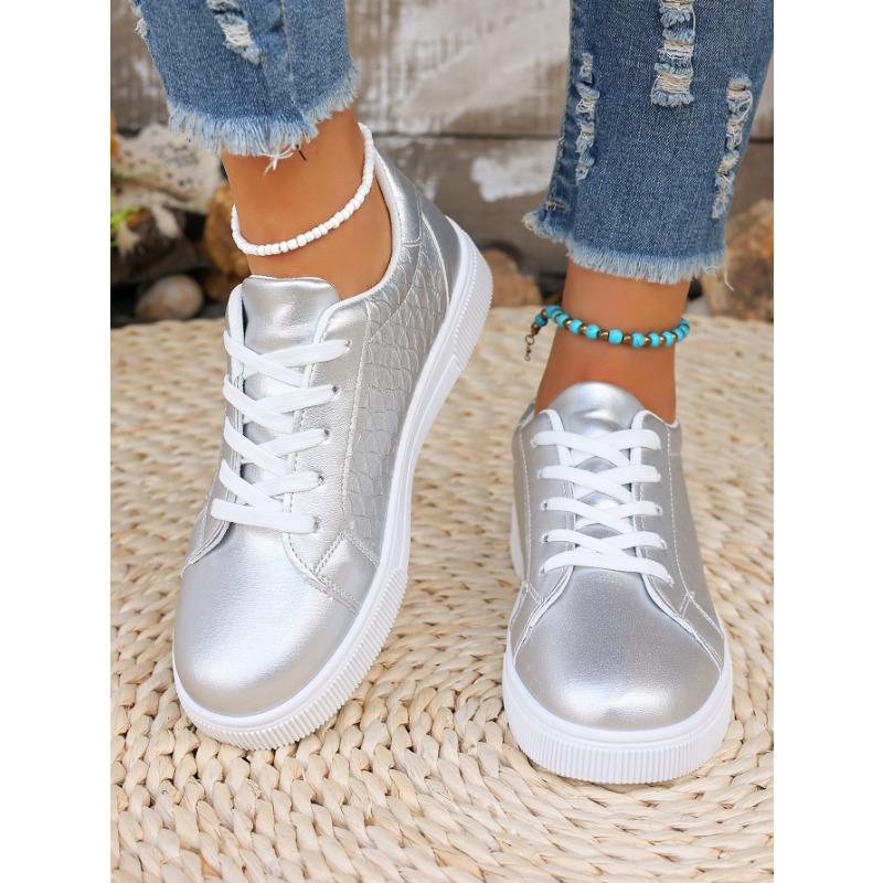 Versatile Casual Flat Sneakers for Women and Fashionable White Sneakers