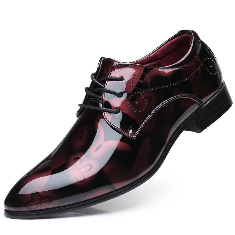 Luxury Men Oxford Shoes Retro Floral Pattern Men Dress Shoes Fashion Lace-Up Flats High Quality Business Men Party Wedding Shoes