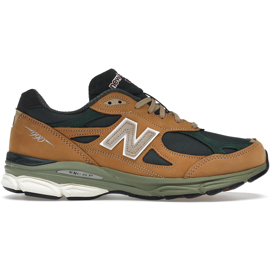 

Кроссовки New Balance 990v3 MiUSA Бежевый Зеленый(M990WG3) 42