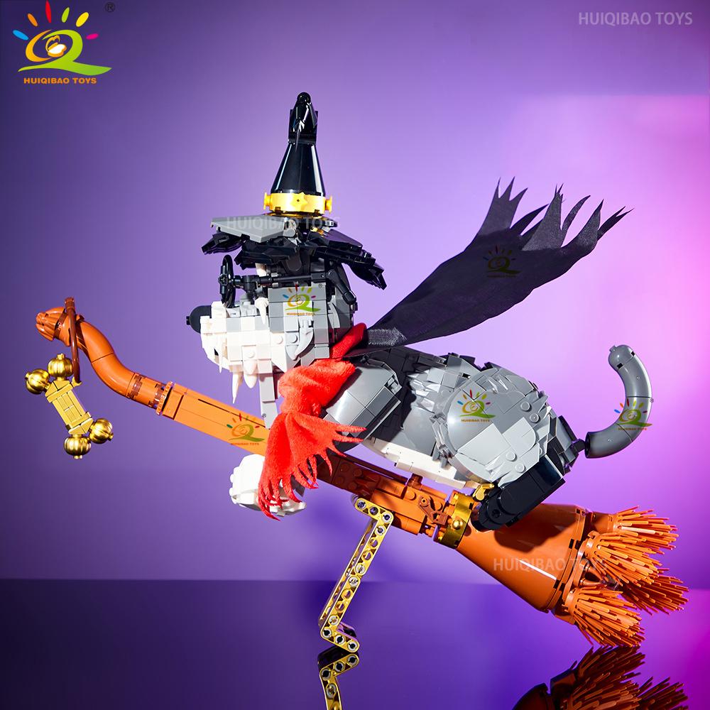 Non-Toxic Halloween Wizard Cat Dog Ghosts Pumpkin Houses Model Building Block Diy Haunted House Bat Bricks Toys For Adult Gift