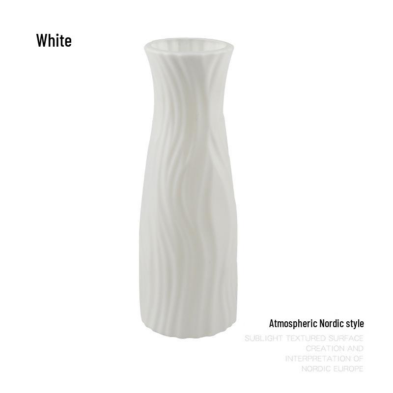 Nordic Style Round Plastic Vase - Fashionable, Simple, Anti-Fall Porcelain Imitation for Home Decoration and Flower Arrangements.
