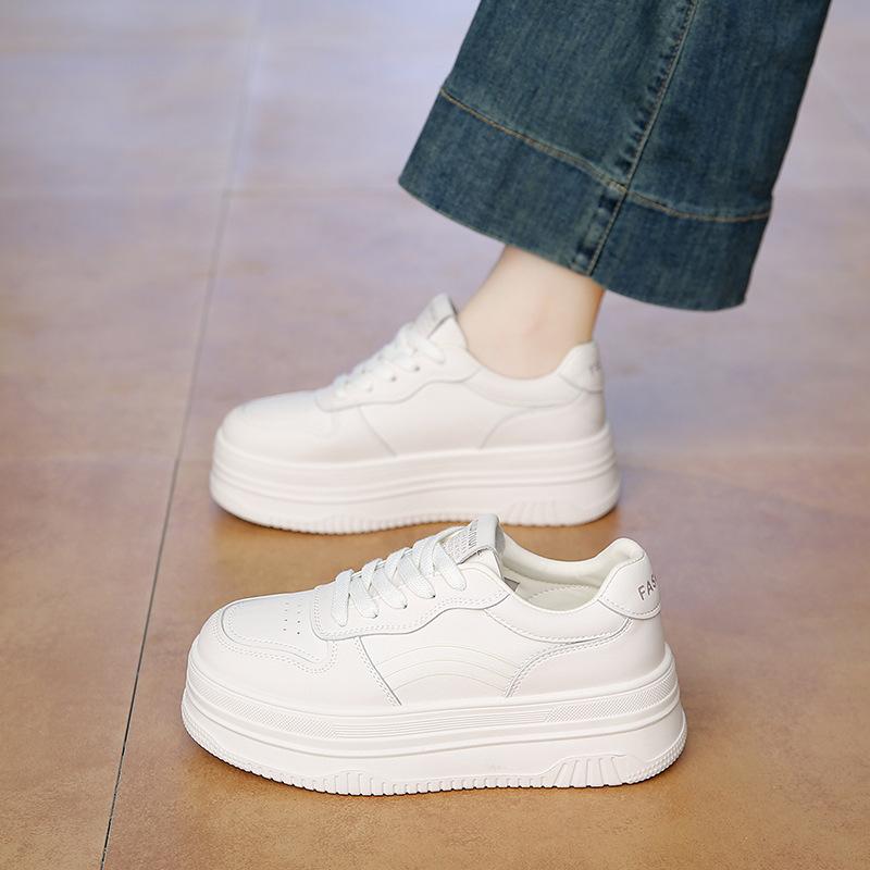 

Women s thick-soled leather plate heightening soft mesh breathable little white shoes, summer thin 2025 new casual sports shoes 40 бежевый