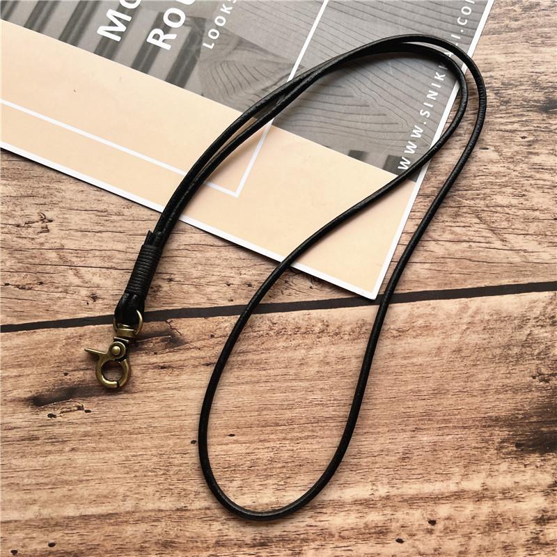 Lanière de cou en cuir véritable Cordon à clés Corde Lanière de poignet faite à la main Porte-clés en cuir de vache Lanière simple pour téléphone portable Lanière porte-clés anti-perte