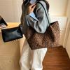 Autumn New Niche Lazy Large-capacity Tote Bag Fashionable Simple Casual Shoulder Bag Handbag
