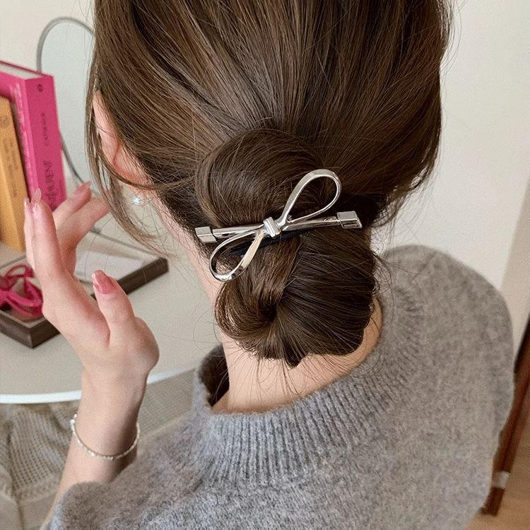 Exquisite Silver Bow Side Bangs Hair Clip for Women - Duckbill Design with Ponytail Ring