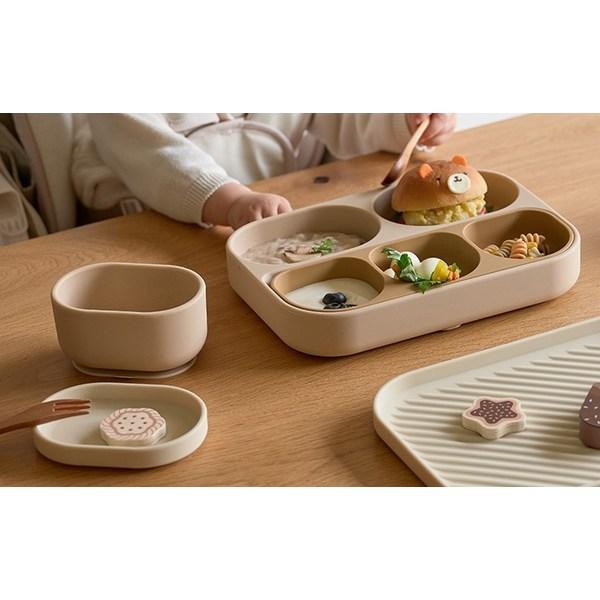 Babys Mamma Zone All-in-One sada přísavek, béžová, přísavka + grilovací talíř kombinované víko + 3-otvorová přepážka, 1 sada, oblíbené korejské rodičovské předměty