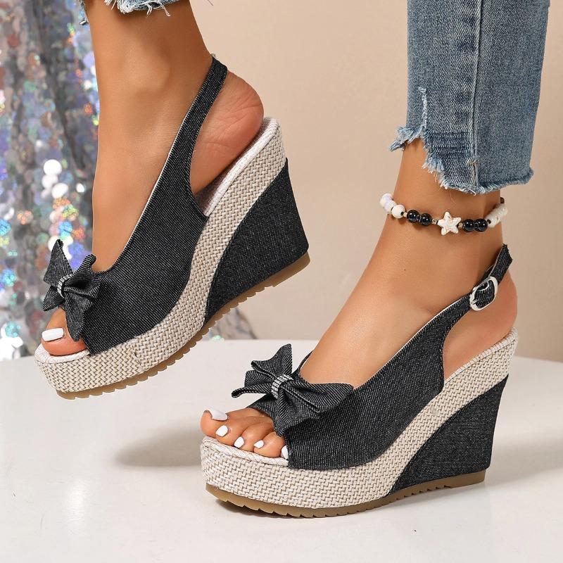 Vintage Rivet Decor Wedge Sandals Women Summer High Heels Platform Sandals Ankle Buckle Beach Shoes