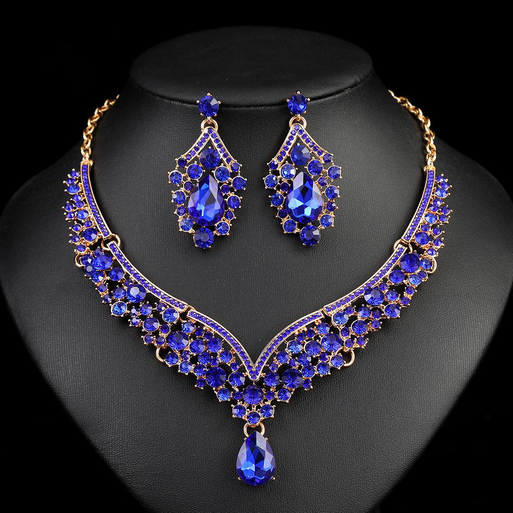 Vintage Jewelry Exaggerated Necklace Set Luxury Crystal Jewelry Banquet Dress Accessories