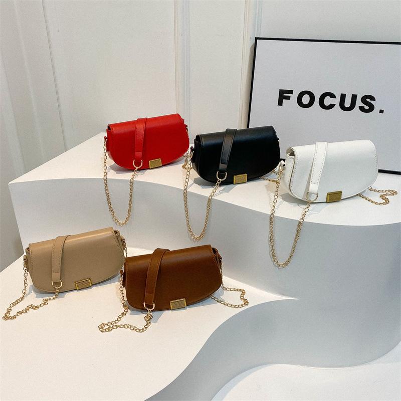 2025 new temperament fashion design single shoulder crossbody foreign style solid color retro fresh underarm texture crossbody bag bag
