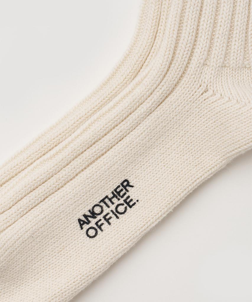 ANOTHER OFFICE Overlay Ribbed Socks (Ecru)
