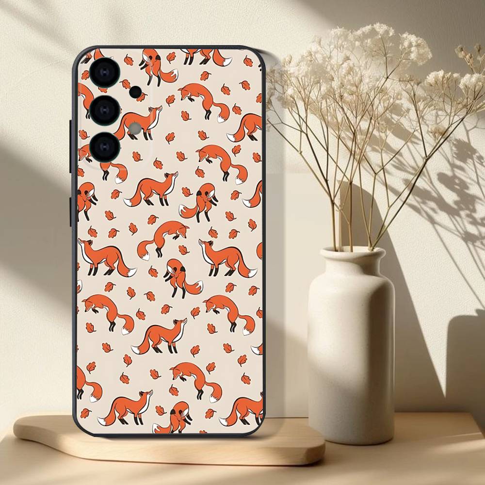 Cute Animal Fox  Phone Case For Samsung S 25,24,23,22,30,21,10,9,Ultra,Plus,Lite,FE,4,5G Black Soft Case