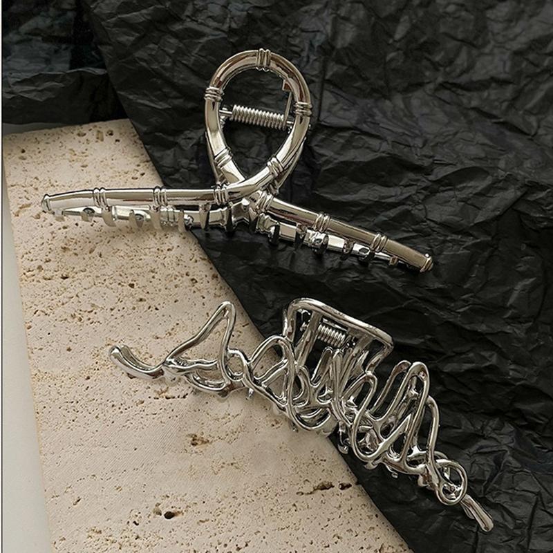 Hollow Out Geometric Metal Hair Claw Vintage Hair Clips For Women Girl Fashion Headband Hairpins Crab Hair Clip Hair Accessories