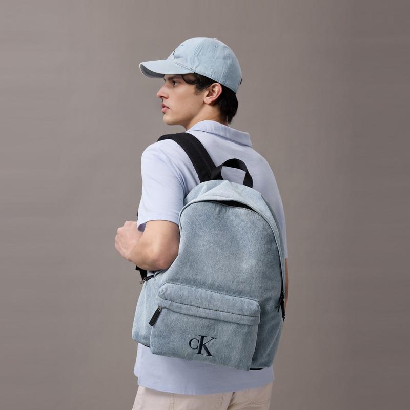 Calvin Klein Zaino in Tessuto Grande Capacità Stile Retrò da Campus Zaino da Uomo Blu Chiaro Denim 4G3138G-VGO