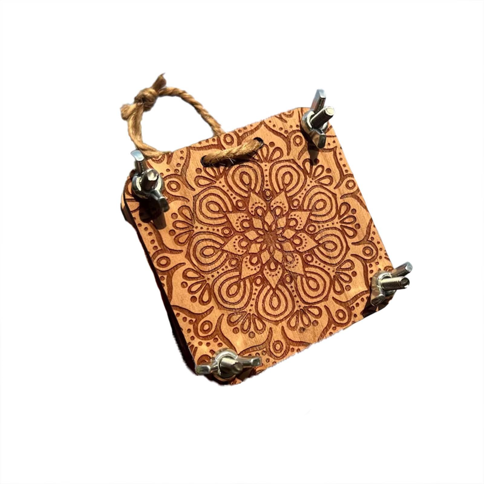 

Креативная карманная машинка для тиснения, деревянная подвеска ручной работы One Size