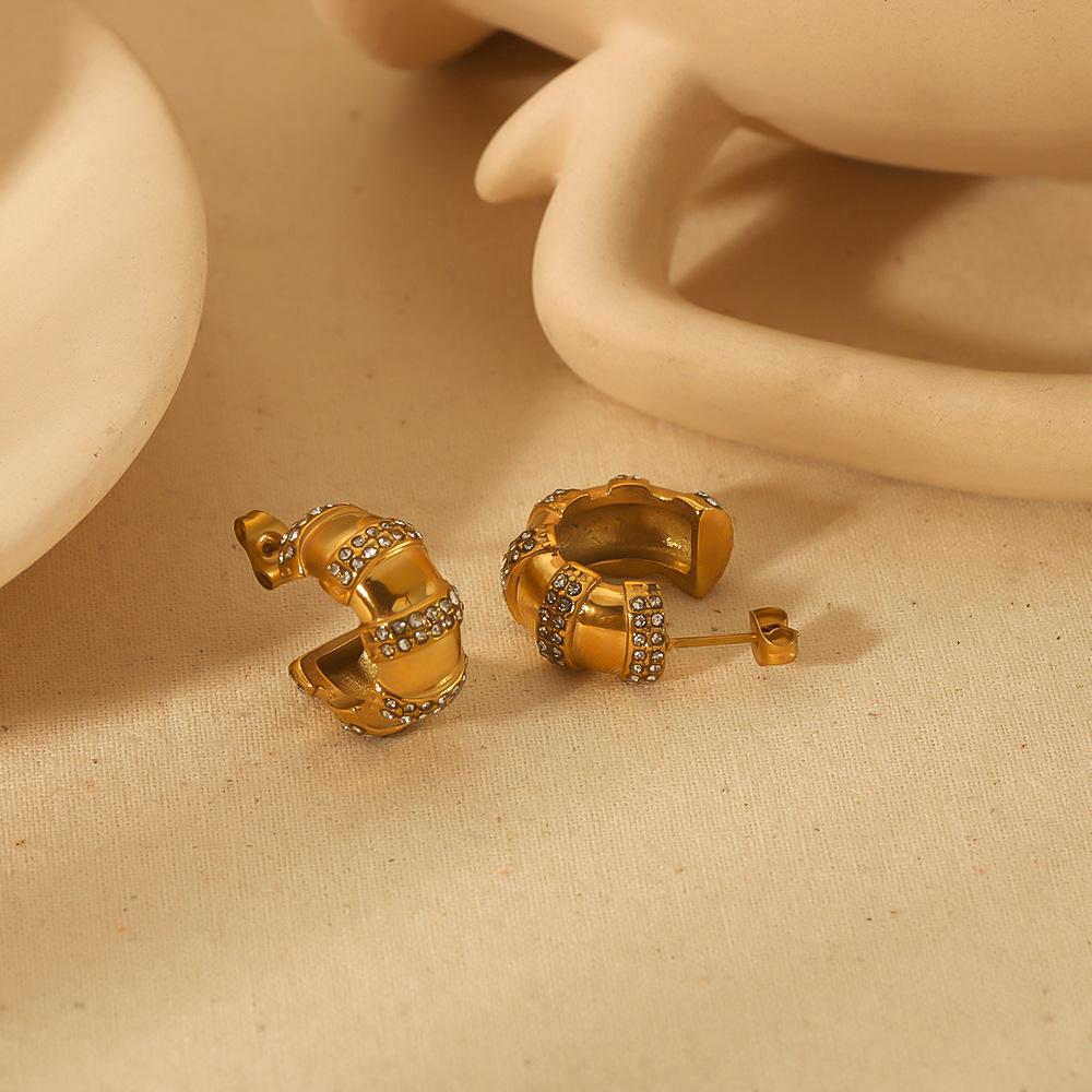 C-shaped bamboo bread with diamonds titanium steel earrings for women's light luxury high-end 18k gold stainless steel earrings