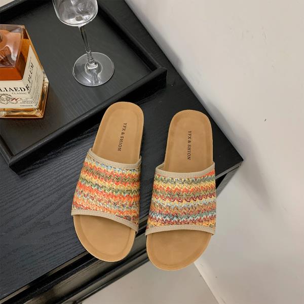 

Модная обувь Женские тапочки Повседневные шлепанцы Пантофли Лоферы Мягкие Роскошные 2025 Резиновые Сандалии Повседневная Мода Ретро Резиновые Тапочки Женские 35