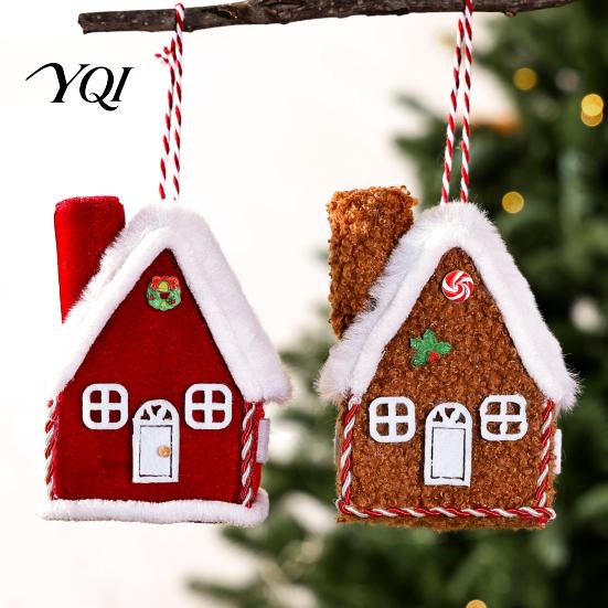 Miniature Cabin Tabletop Decor Plush Christmas House Hanging Ornament, Fabric Gingerbread Pendant with Reusable Festive Scene Accessory Rope,