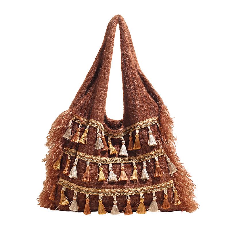 Ethnic Tassel Small Square Bag: Versatile, Large-Capacity Women's Shoulder Bag for Simple Vacation Style