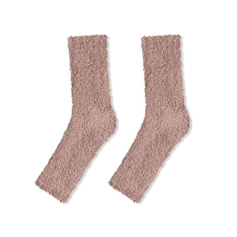 Women's Coral Fleece Knee Pads: Warm, Thickened Over-the-Knee Leg Warmers for Autumn and Winter.