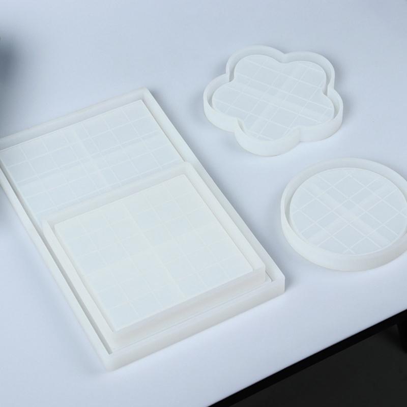 Chess Board Resin Mold Checker Game Board Silicone Mold 3D Chess Pieces Resin Casting Molds for DIY Jewelry Crafts