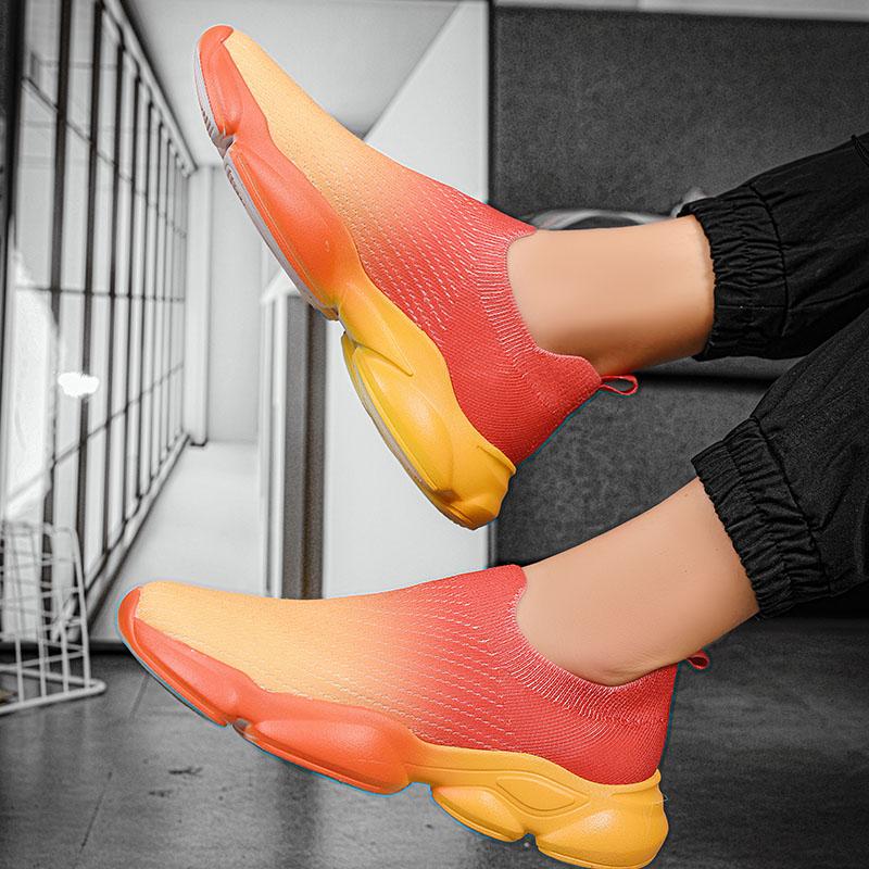 Fashion lightweight flying woven sports shoes for men low top breathable student youth fashion shoes for men running shoes