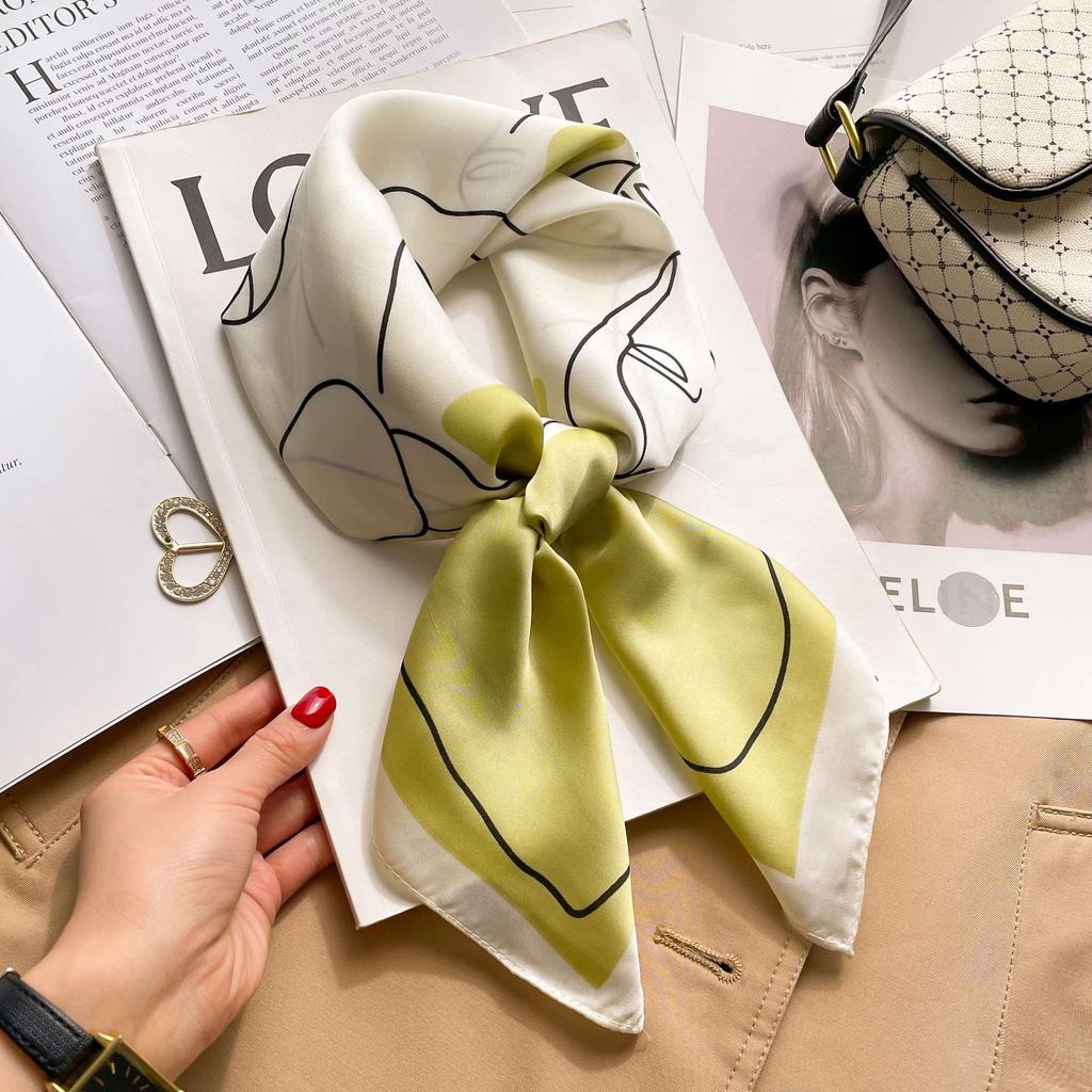 Korean cashew flower silk scarf triangle scarf women's stacking wear accessories jeans belt travel matching shirt scarf headscarf