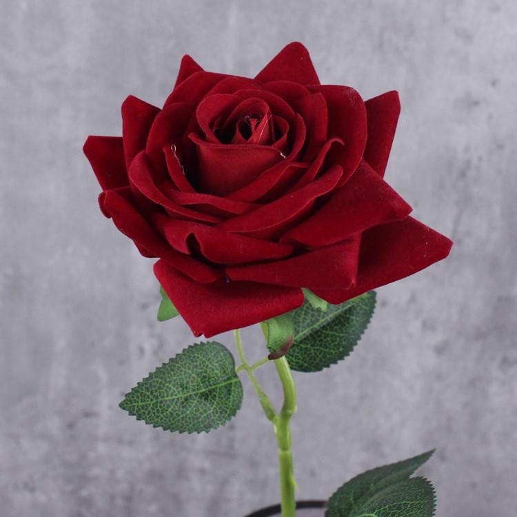 Sametově červená růžová růže Větve Simulační květiny Bar Kavárna Dekorace Umělá květina Falešná růže el Stolní dekorace Rostlina