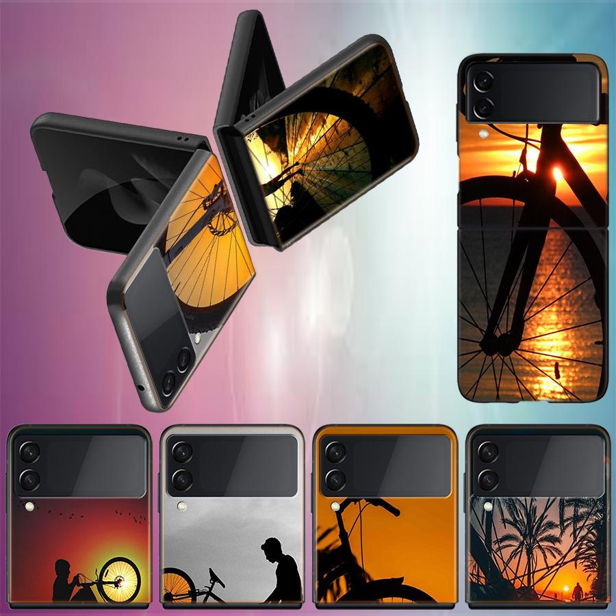 Beautiful Sunset and My Bicycle Phone Case For Samsung Z Flip 6 7 5G Galaxy Z Flip 5 4 3 5G Cases Shockproof Hard Cover TPU