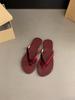 Flat bottom red French small cool slippers women's shoes outer wear 2025 new summer casual soft bottom pinch flip-flops