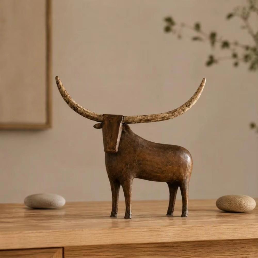 Vintage Style Longhorn Bull Sculpture Western Style Rugged Sheep Cow Figurine Handcrafted Rustic Longhorn Bull Craft Ornament