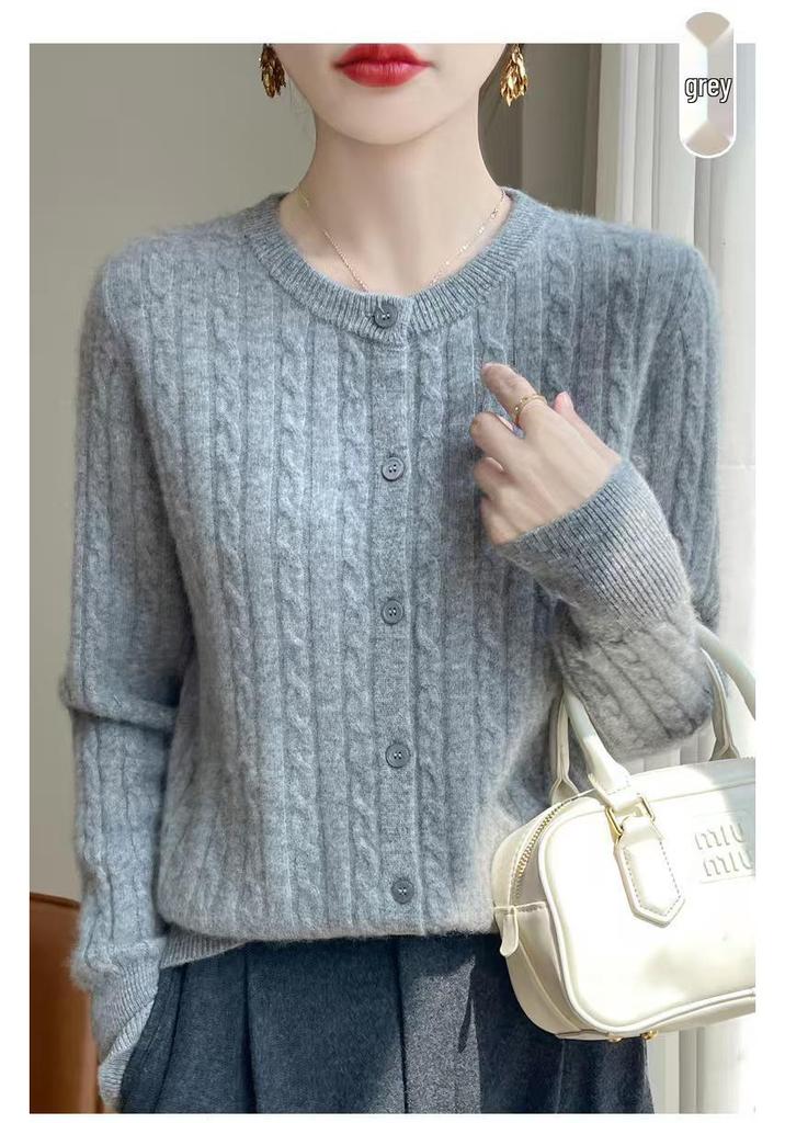 Women's Classic Cable Knit Cardigan: Old Money Style, Solid Color, Long Sleeve, Round Neck