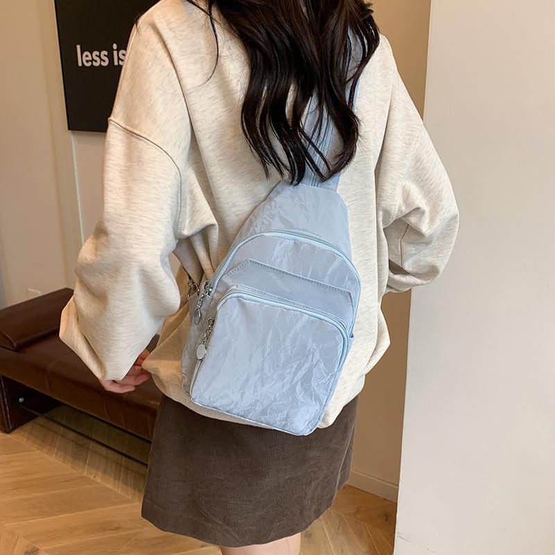 New high-value, fashionable and versatile casual small backpack, women's multi-purpose lightweight breast bag, multi-compartment shoulder bag