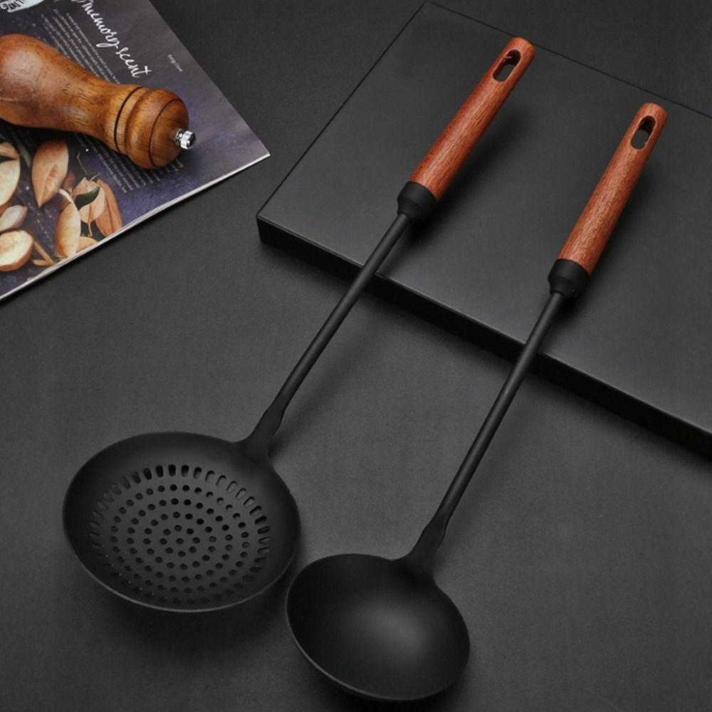 Heat-resistant Iron Wok Spatula Wood Long Handle Strainer Spoon Frying Scoop Chinese Restaurant