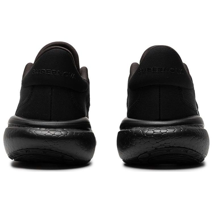 adidas Supernova 3 Scarpe da Corsa Basse Comode Versatili Resistenti Uomo sneaker Nera IE4364