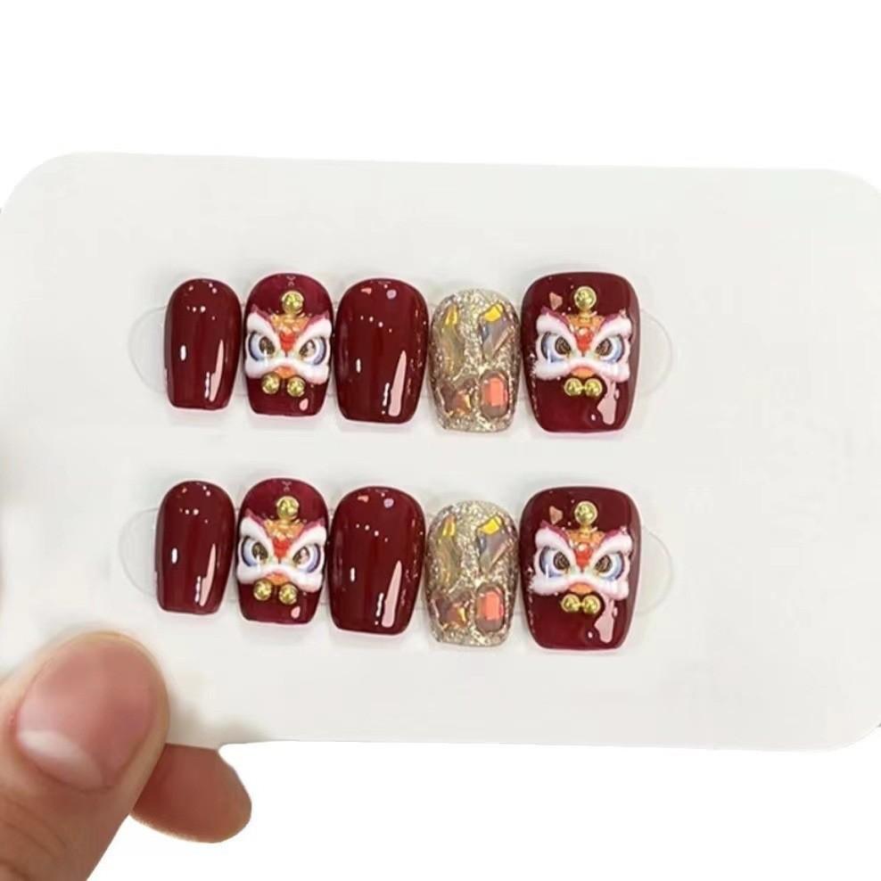 Handmade Exquisite Lion Nail Art National Style Handcrafted Decoration Nail