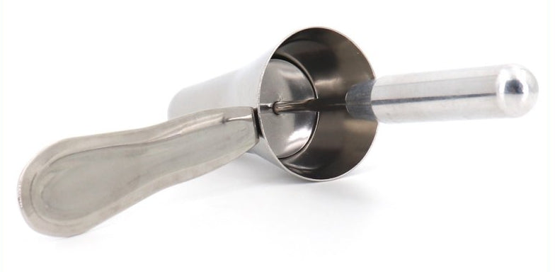Trumpet Anal Speculum 8 X 5cm - KINKgear - Speculum