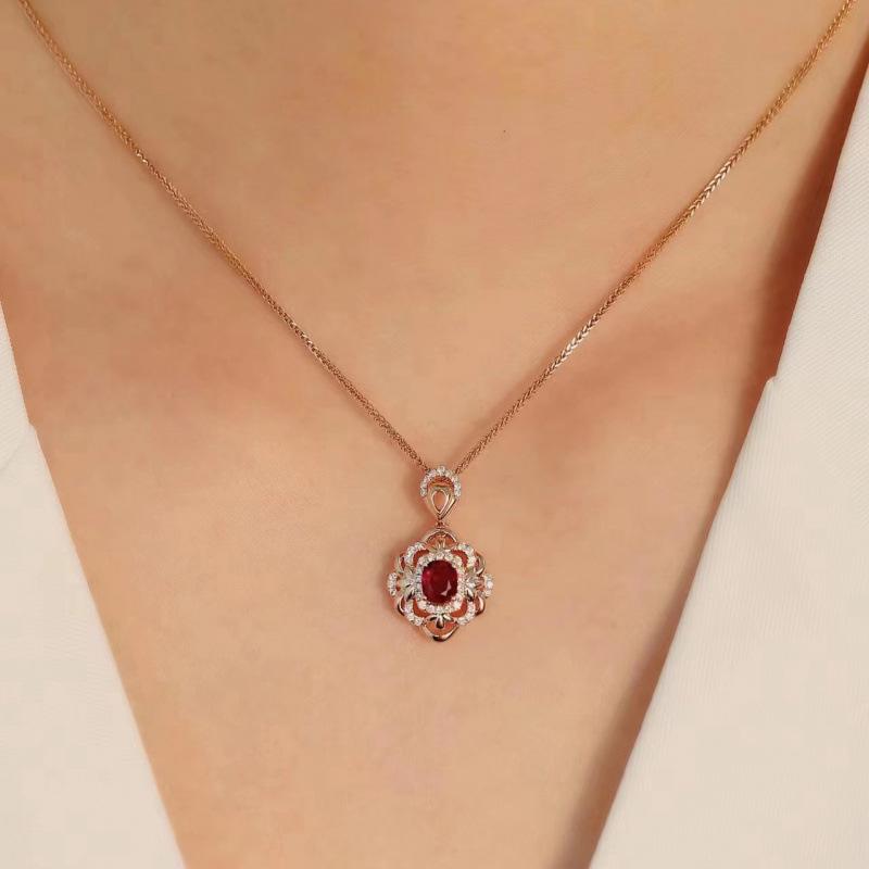 Exquisite Retro Garnet Pendant Necklace – Women s Simple, Versatile, Light Luxury Design