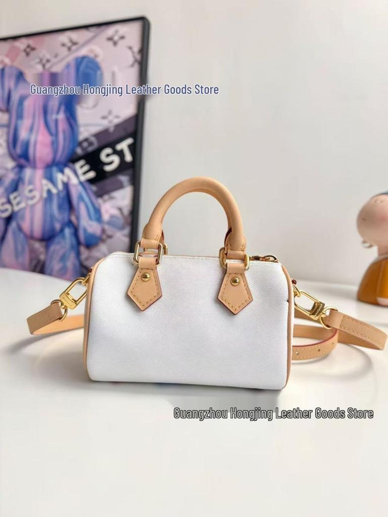 2025 White Sancai Cowhide Bowknot Crossbody & Shoulder Bag