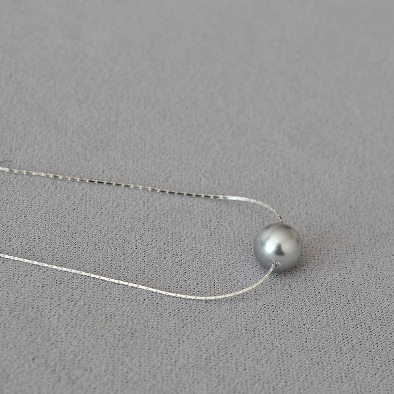 Japan & Südkorea Minimalistische Goldplattierte Messing- & Seiden-Schlüsselbeinkette mit Imitationsperle