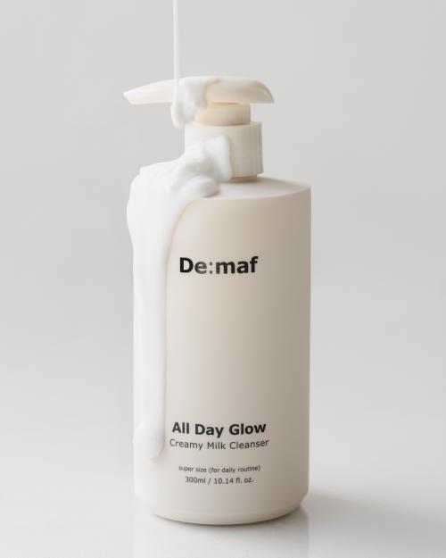 Кремовое очищающее молочко All Day Glow 300 мл