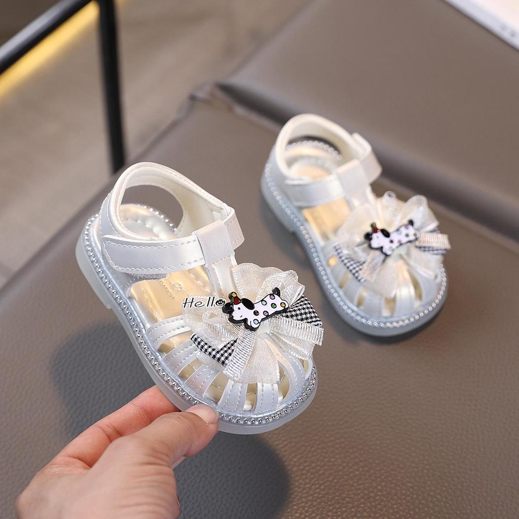Girls' Closed-Toe Summer Sandals - Non-Slip Soft Sole Princess Shoes