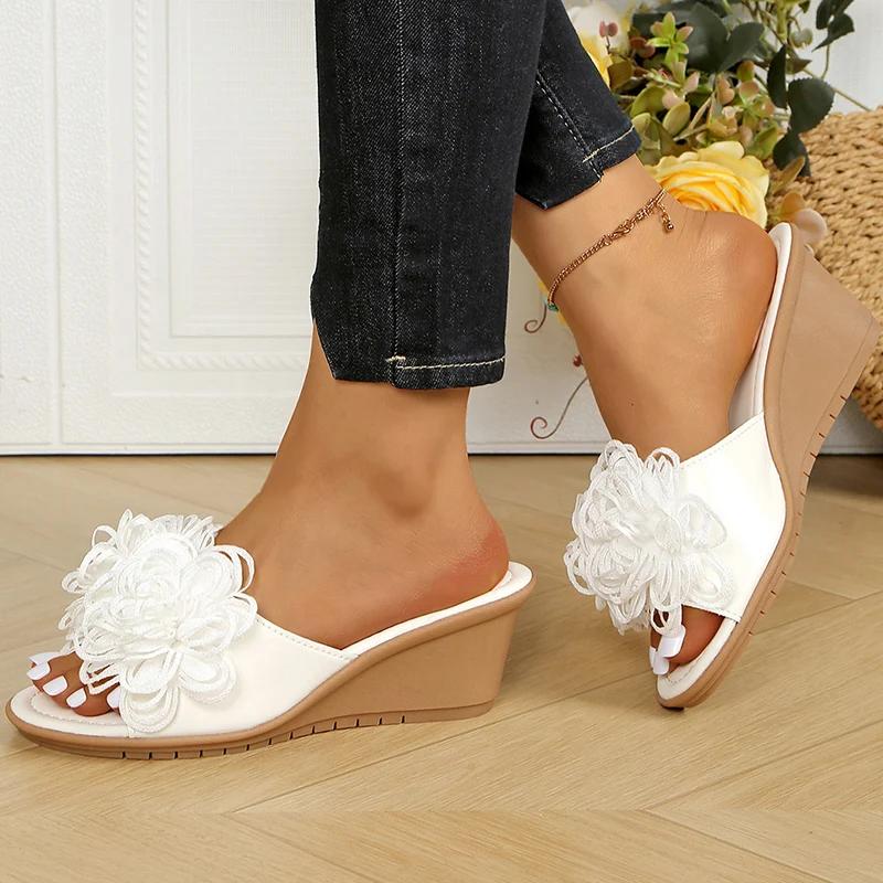 Fashion 2025 Big Flower Decor Pu Leather Slippers Women Summer Non Slip Wedge Sandals Woman Office Laides Solid Platform Slides Female