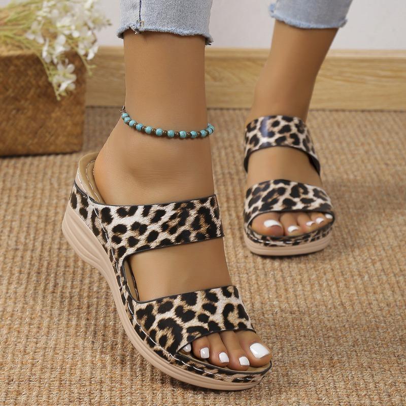 Fashion Shoes for Women Summer Women's Slippers Leopard Print Mid Heel Water Proof Wedge Open Toe Beach Slippers Women