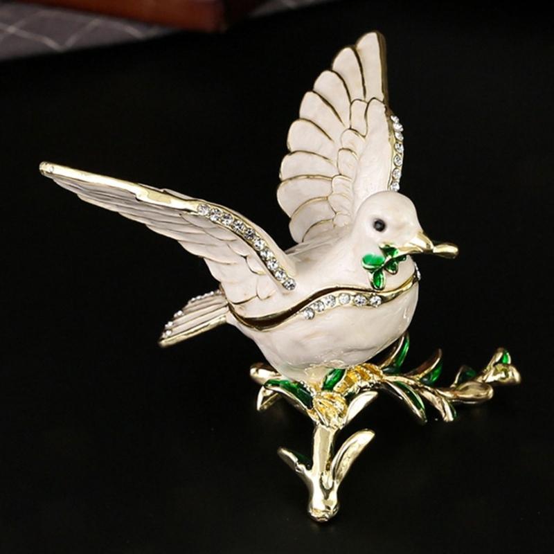 Premium Sturdy Jewelry Box Featuring European Style Doves Motif Metal Jewelry Container For Jewelry Protections