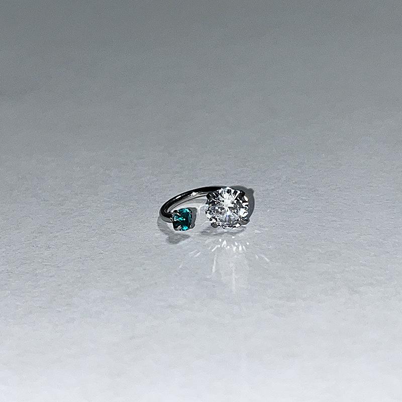 

1 шт. блестящие 1,2 мм цветные циркониевые серьги из нержавеющей стали в форме уха для женщин Y2K панк ювелирные изделия аксессуары подарок зелёный