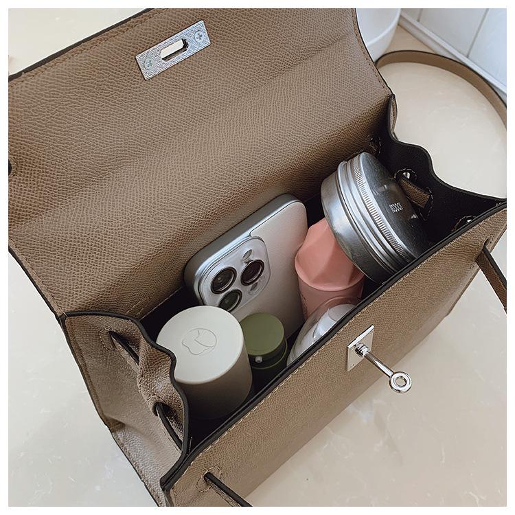 Women's Versatile Lychee Pattern Kelly Bag - Fashionable Large-Capacity Shoulder and Crossbody Handbag