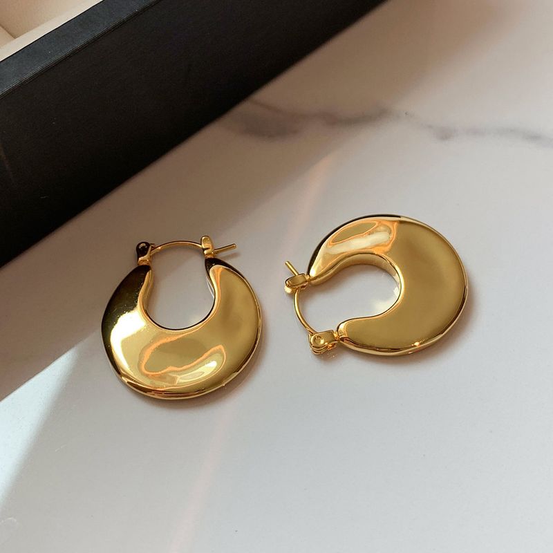 

European and American Simple and Stylish Round Metal Earrings for Women, Spring and Summer Light Luxury Niche High-End Unique Temperament Earrings [Gold/Pair]